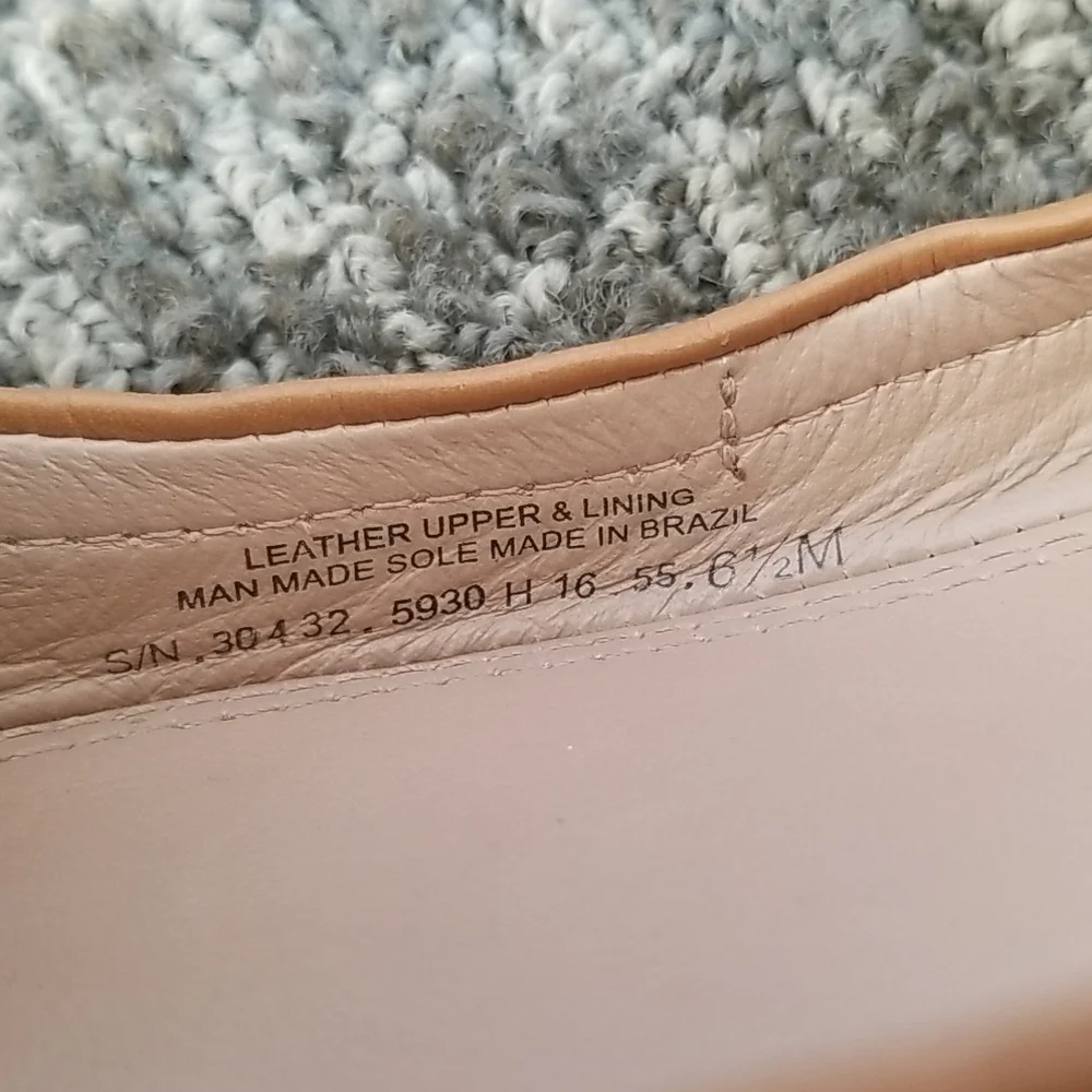TORY BURCH tan leather ballet flats pebbled
